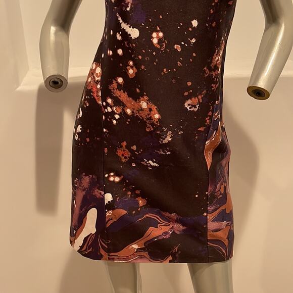 Karen Millen Abstract Print Sleeveless Mini Sheath Dress Purple  Size 4 New - Picture 9 of 16